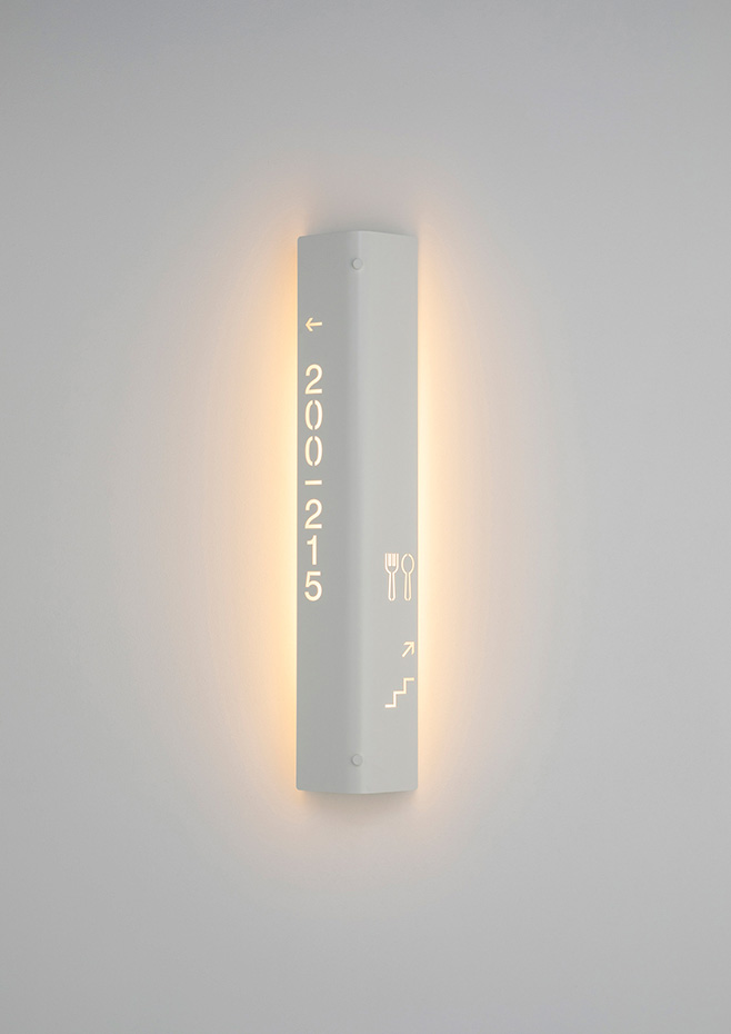 03 Estiluz Gada A 3921 Wall Light P03